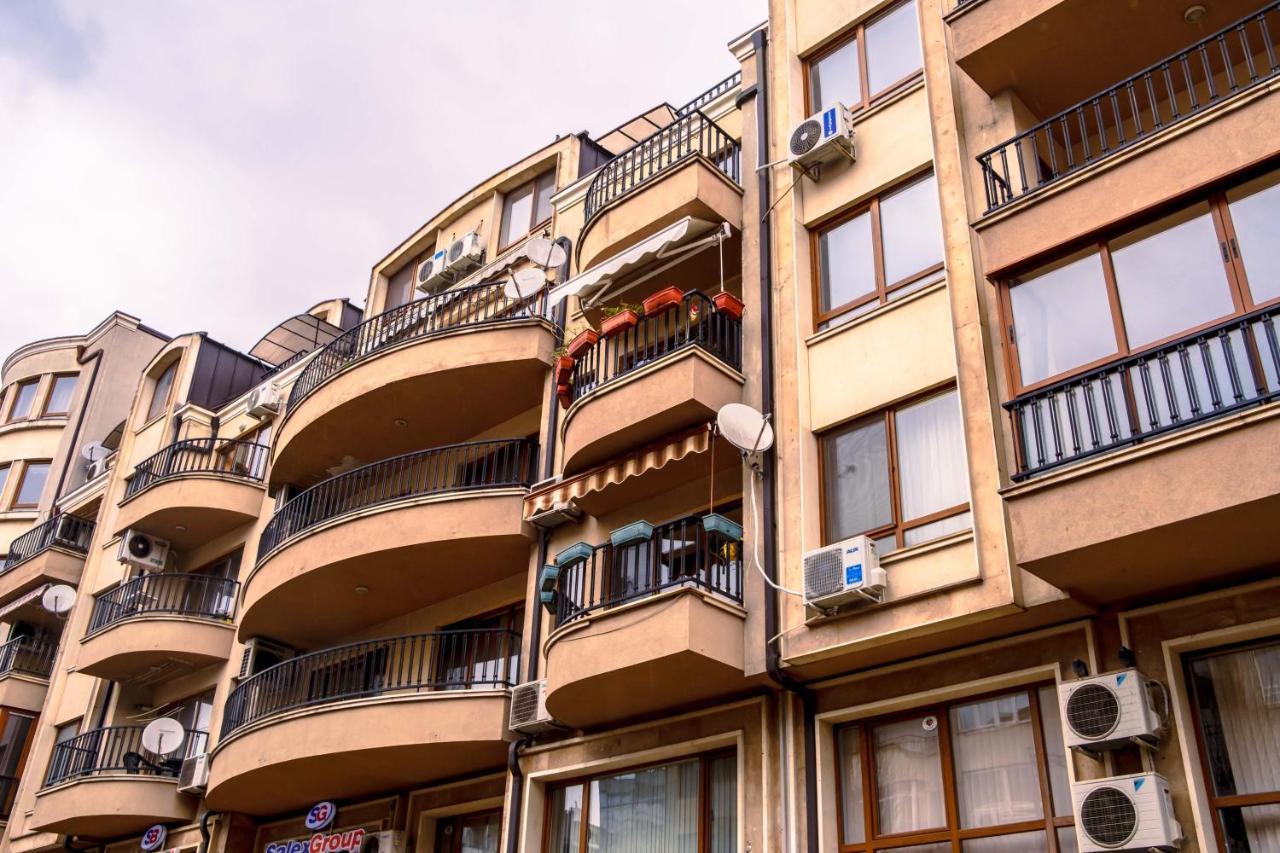 Semiramida Central Studio Varna Exterior photo
